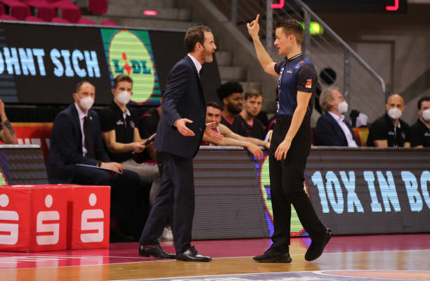 共同构成了 共同构成了