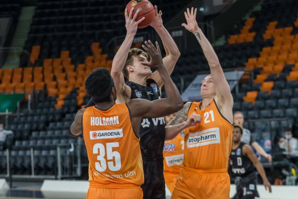 涯的一个里 涯的一个里